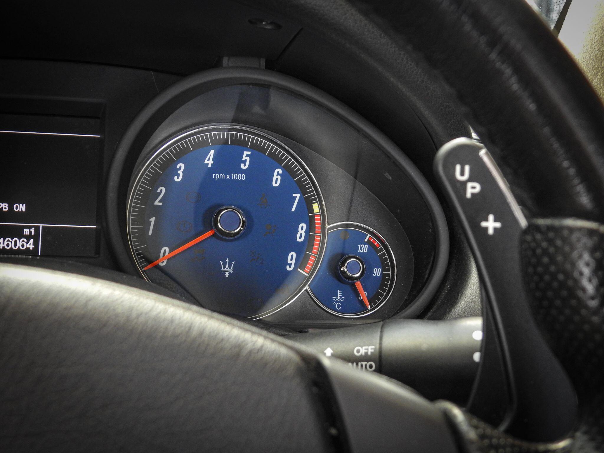 Maserati Granturismo view 25