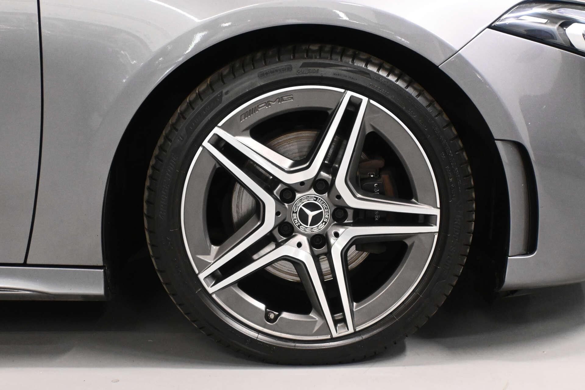 Mercedes-Benz A-Class view 17