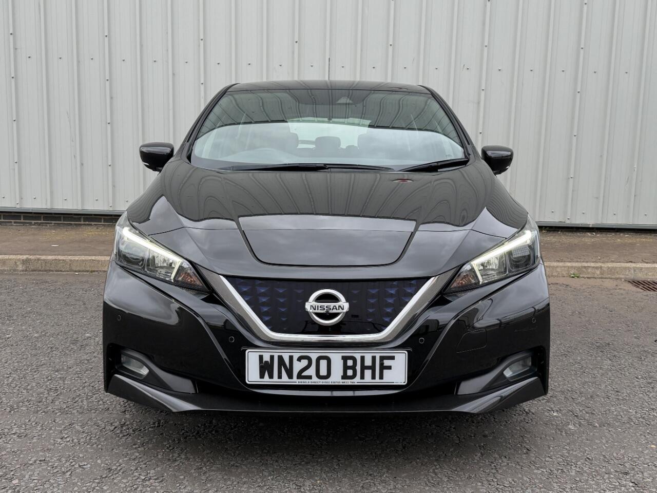 Nissan Leaf view 3