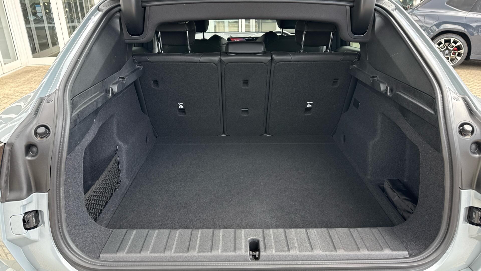 BMW iX2 view 35