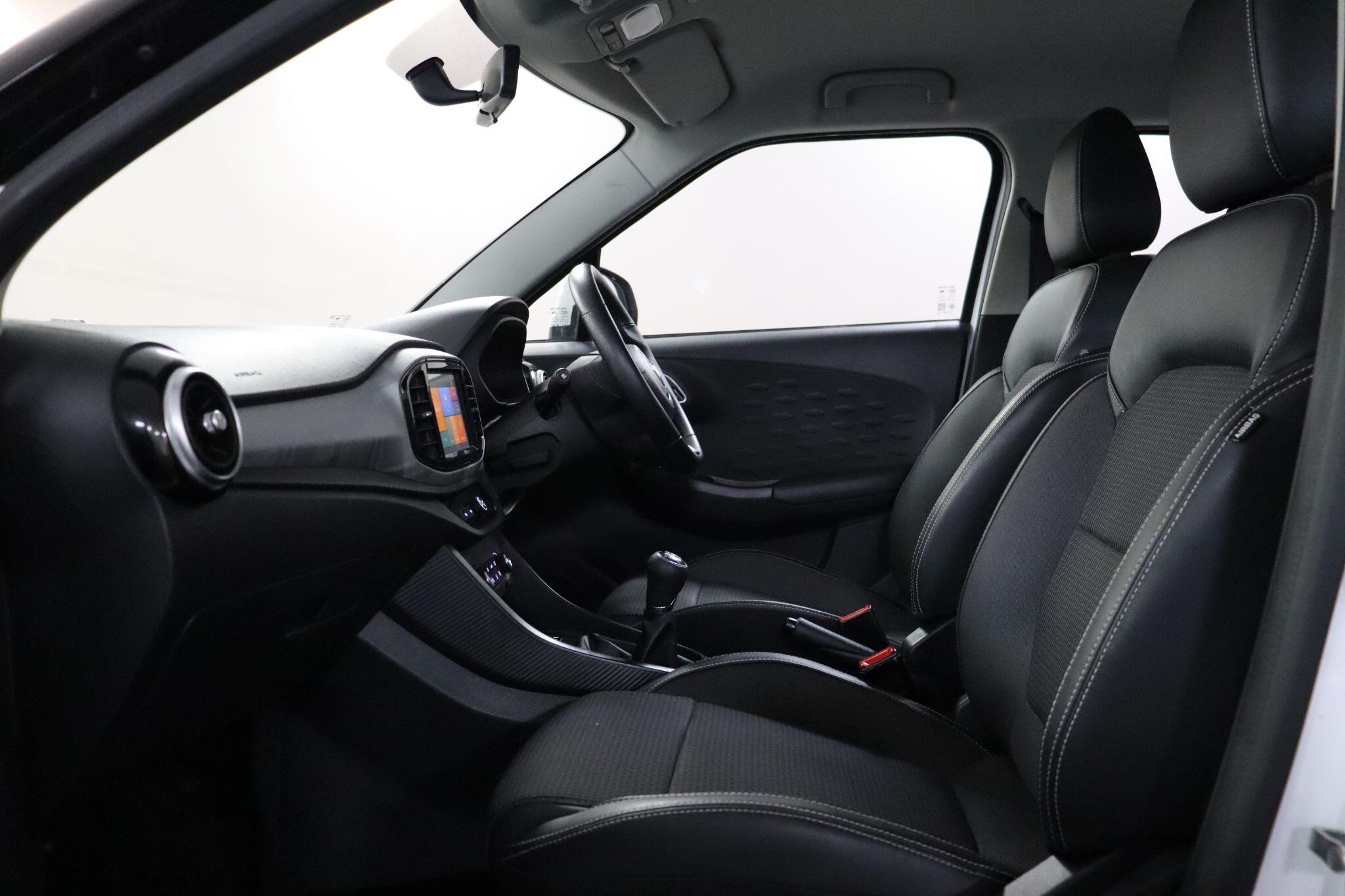 MG MG3 view 43