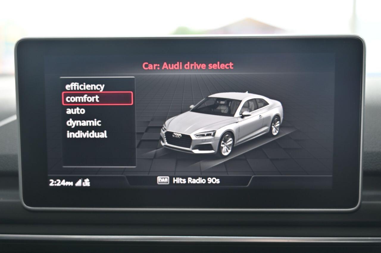 Audi S5 view 28