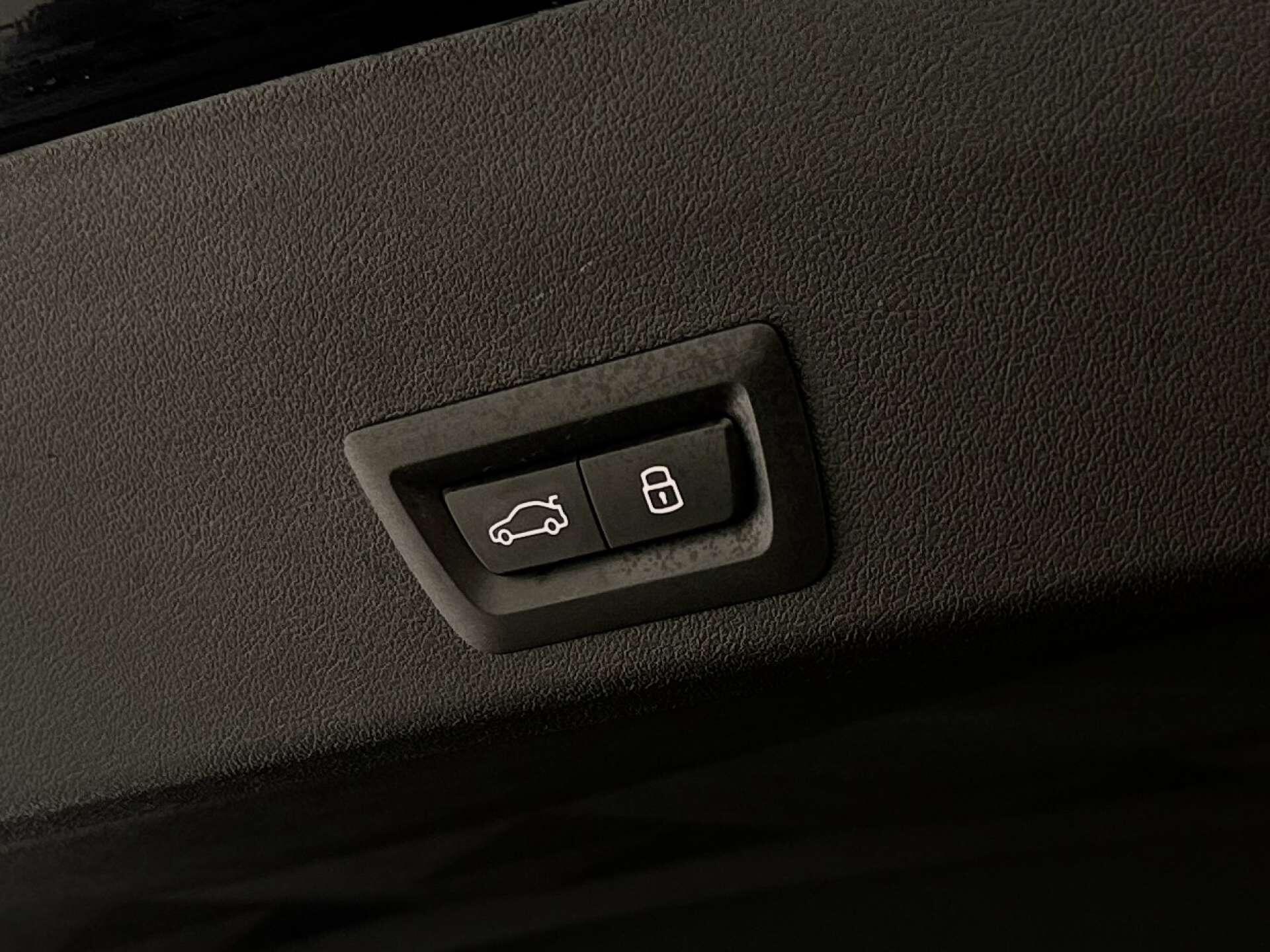 BMW XM view 31