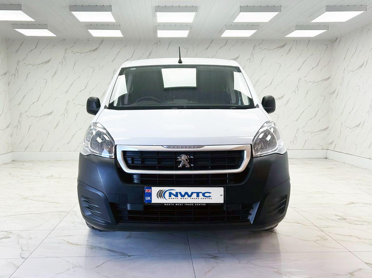 Peugeot Partner view 5