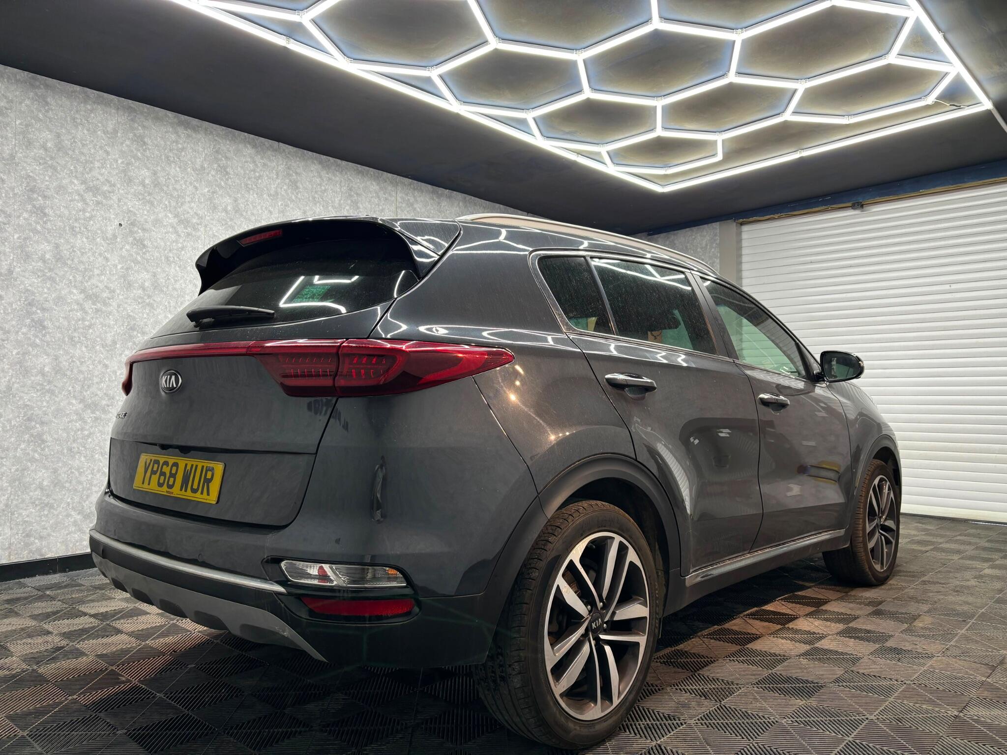 Kia Sportage view 2