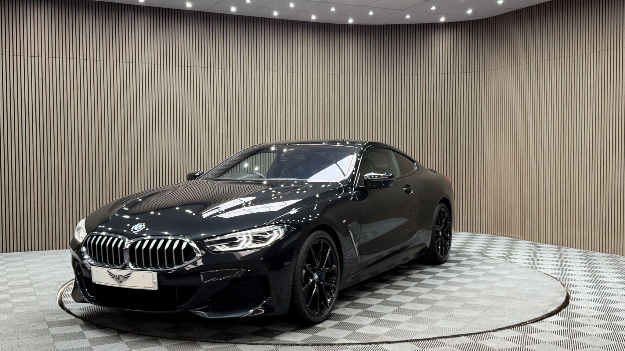 BMW 8 Series view 60