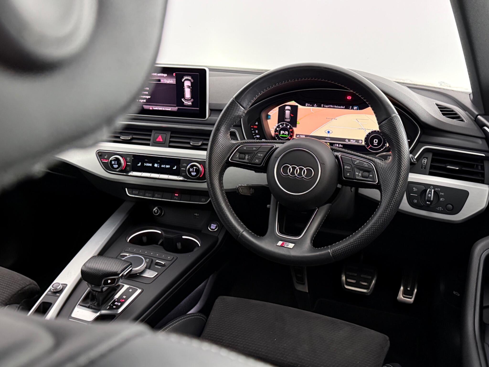 Audi A4 view 13