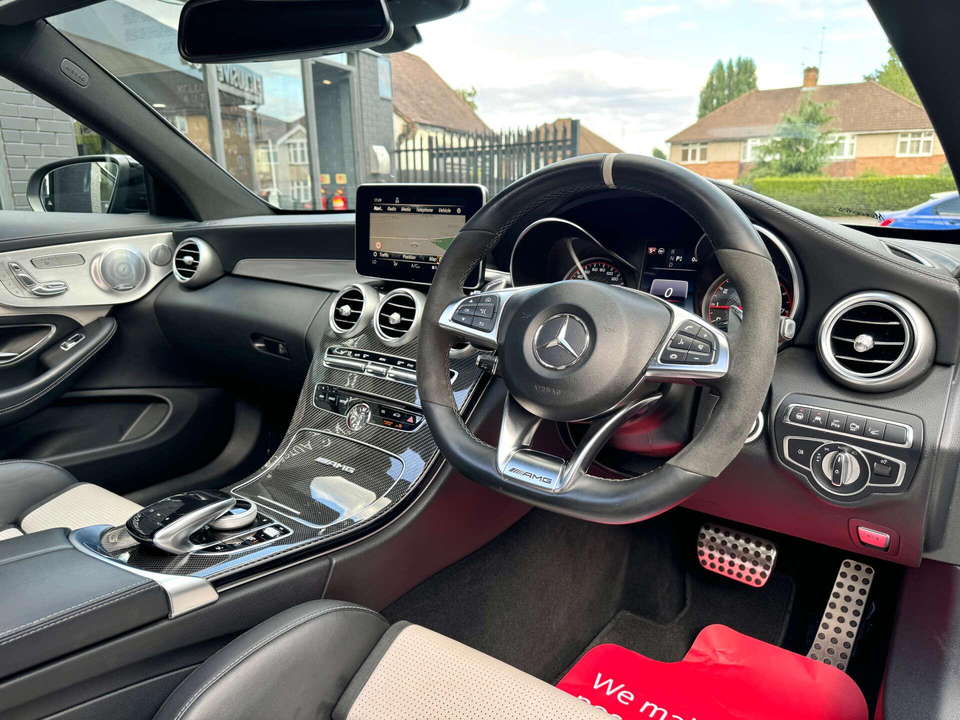 Mercedes-Benz C Class view 14
