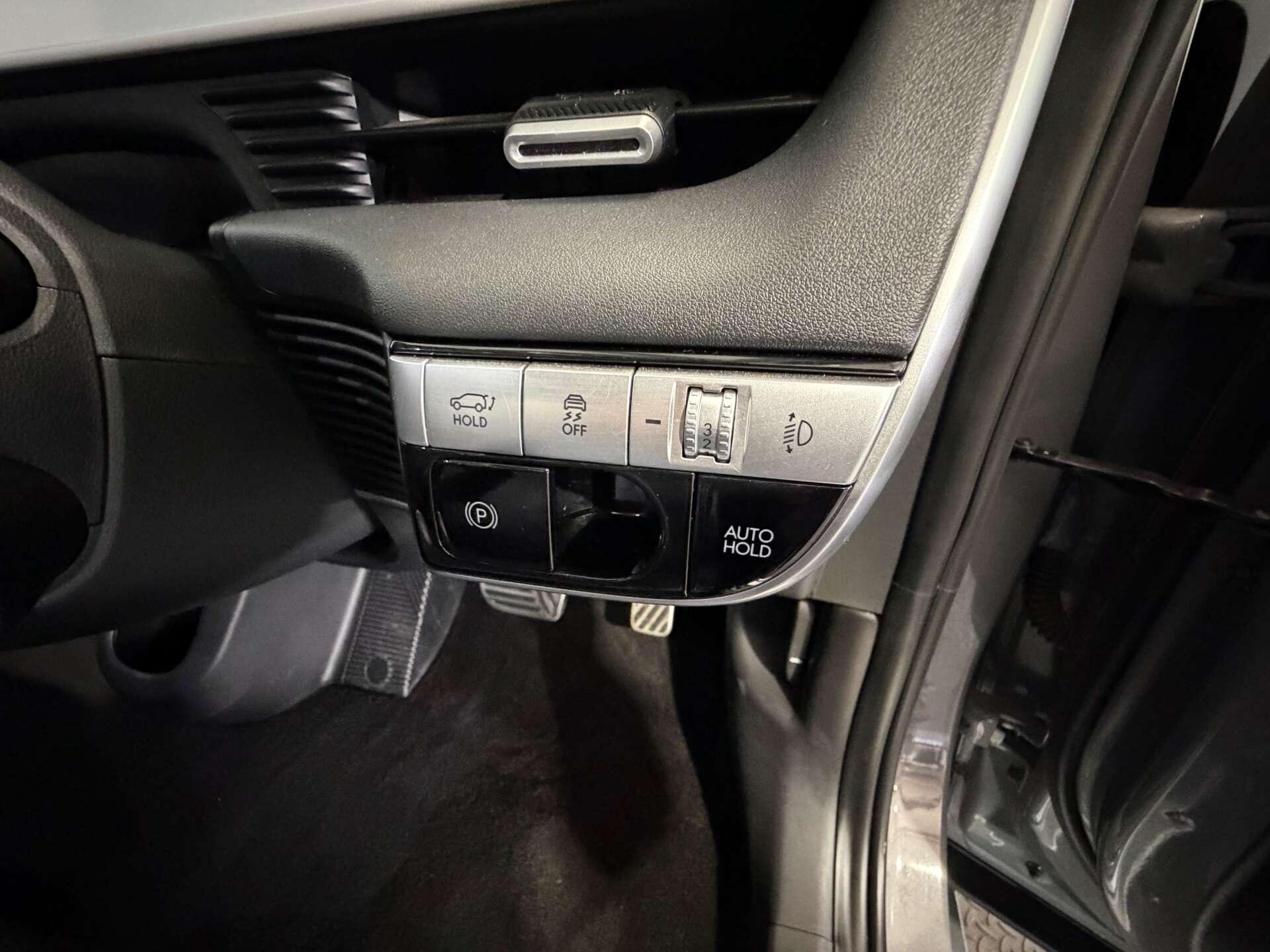 Hyundai IONIQ 5 view 18