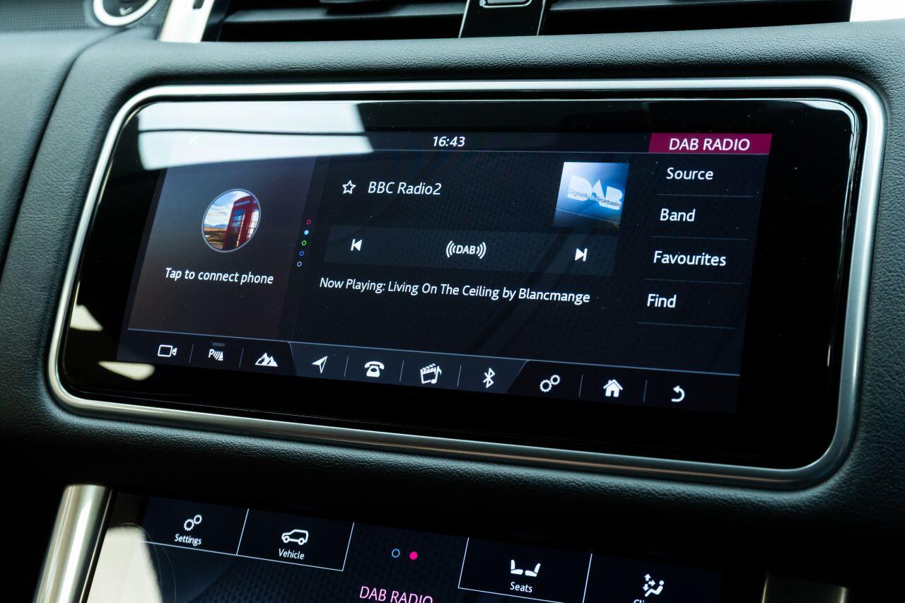 Land Rover Range Rover Sport view 30
