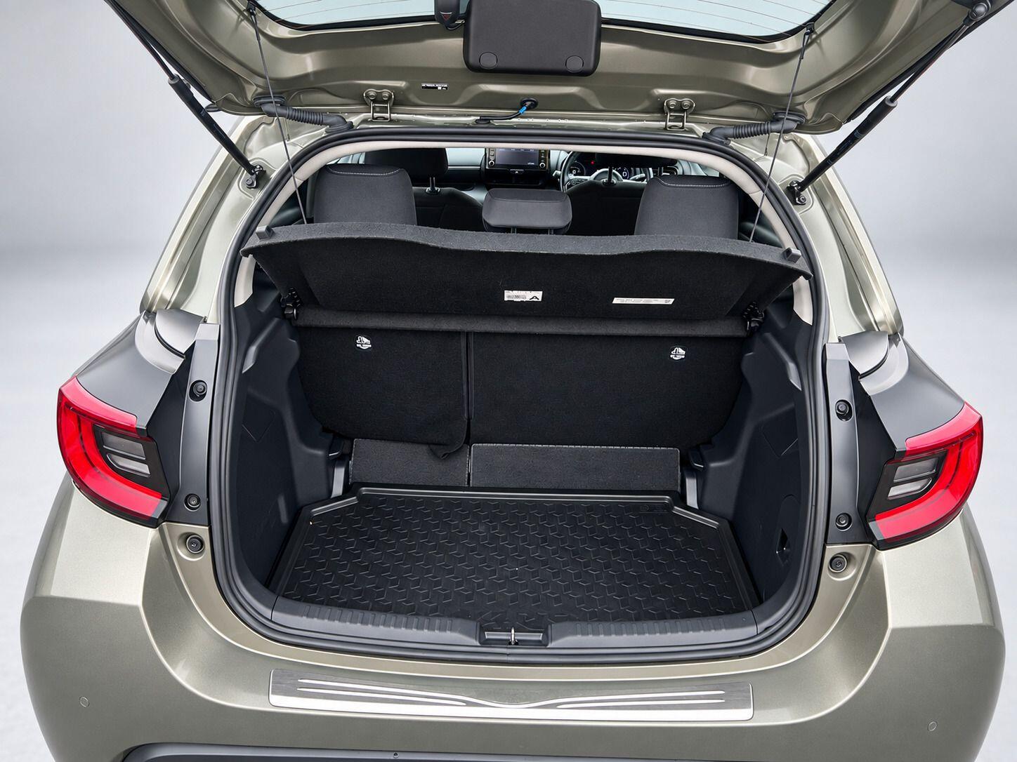 Toyota Yaris view 34