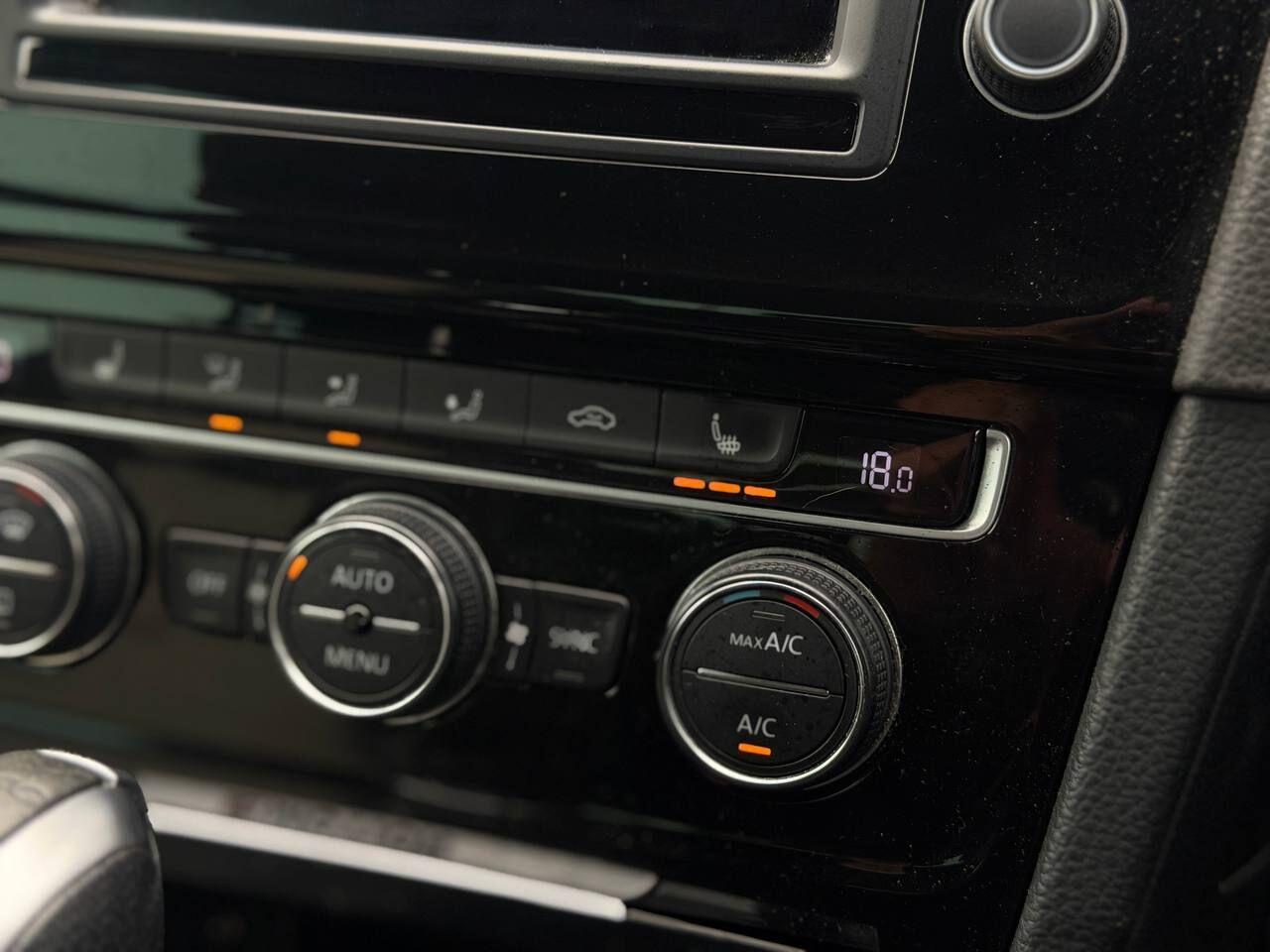 Volkswagen Golf view 41