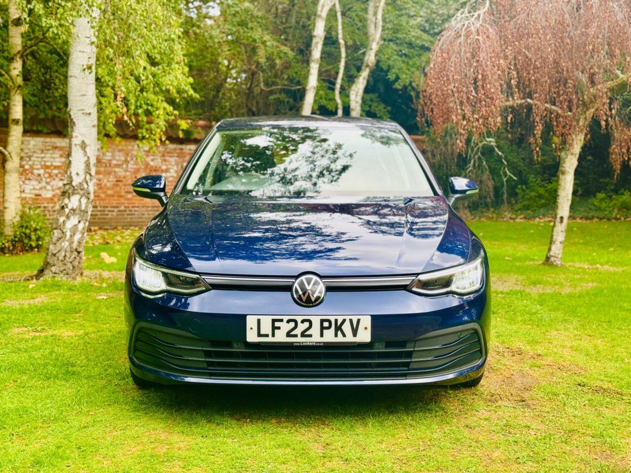 Volkswagen Golf view 3