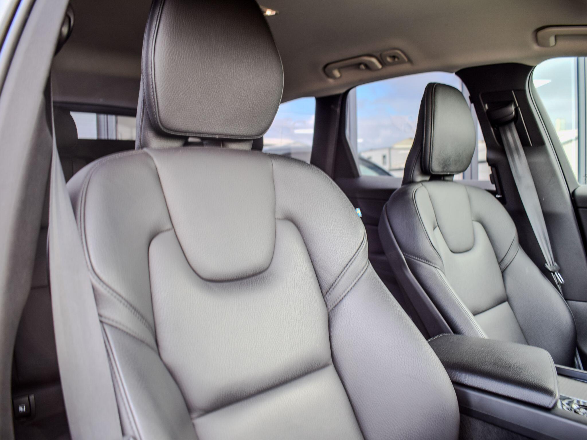 Volvo XC60 view 10
