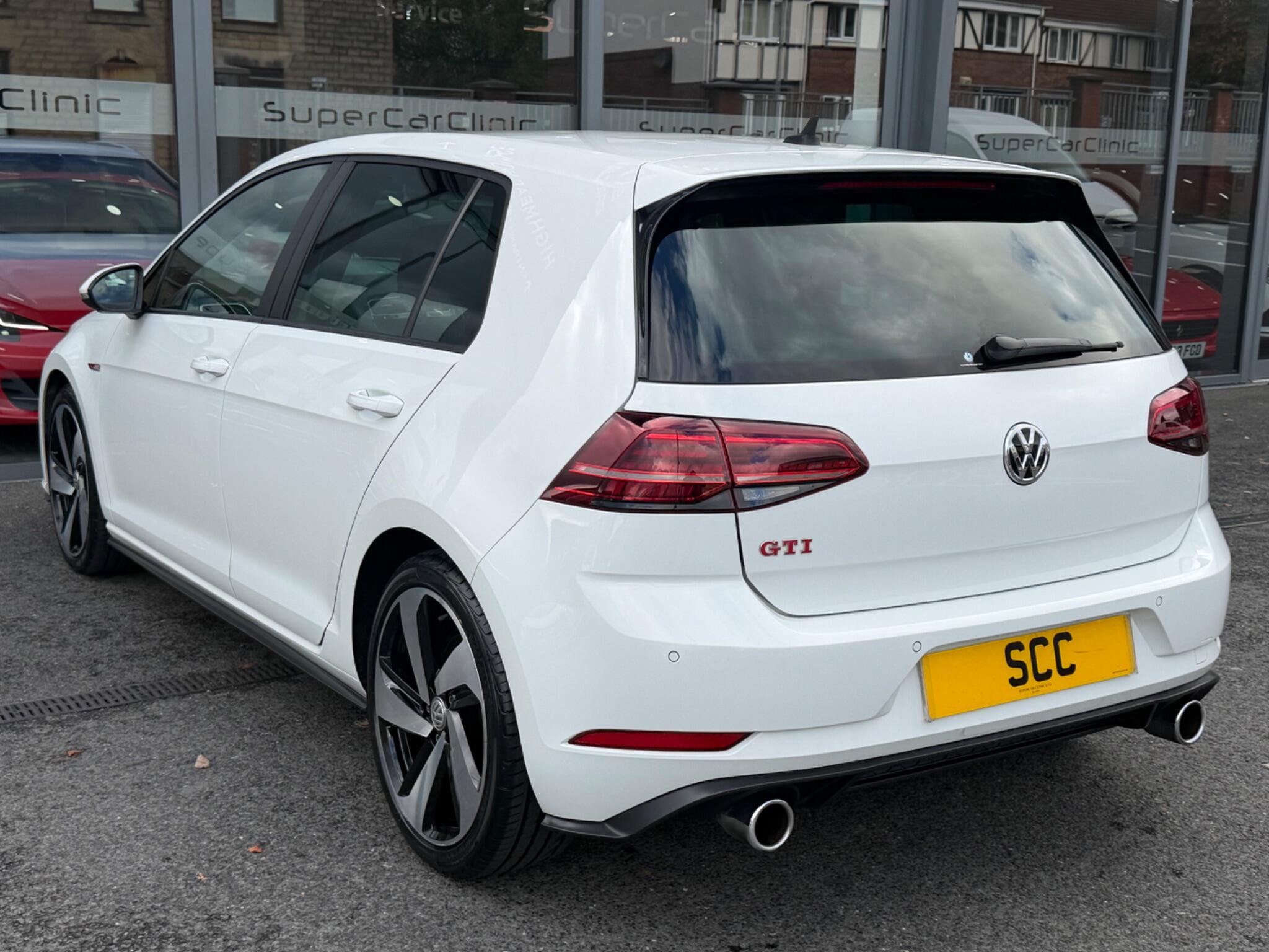 Volkswagen Golf view 8