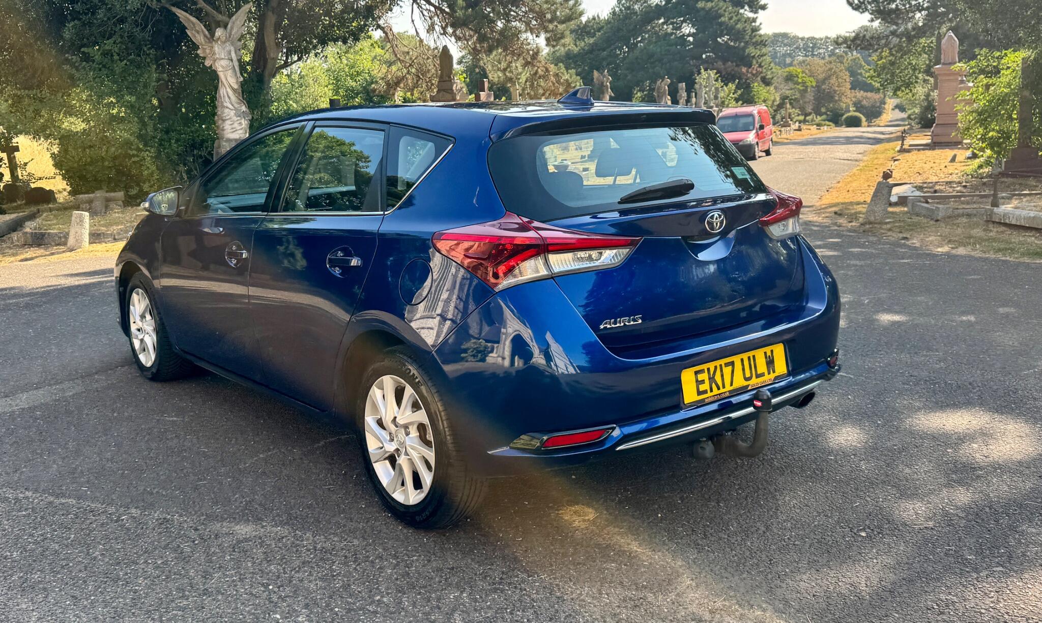Toyota Auris view 10