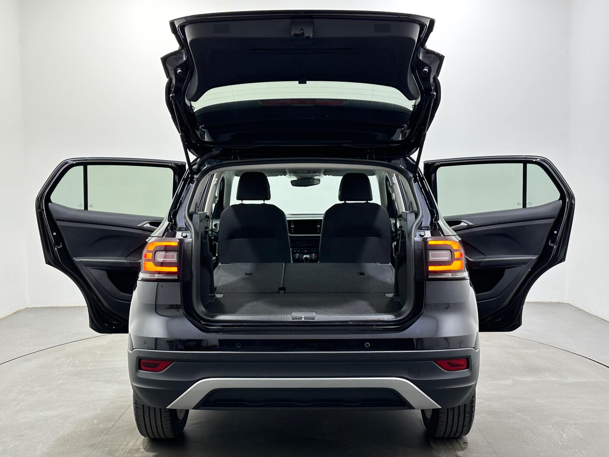 Volkswagen T-Cross view 44