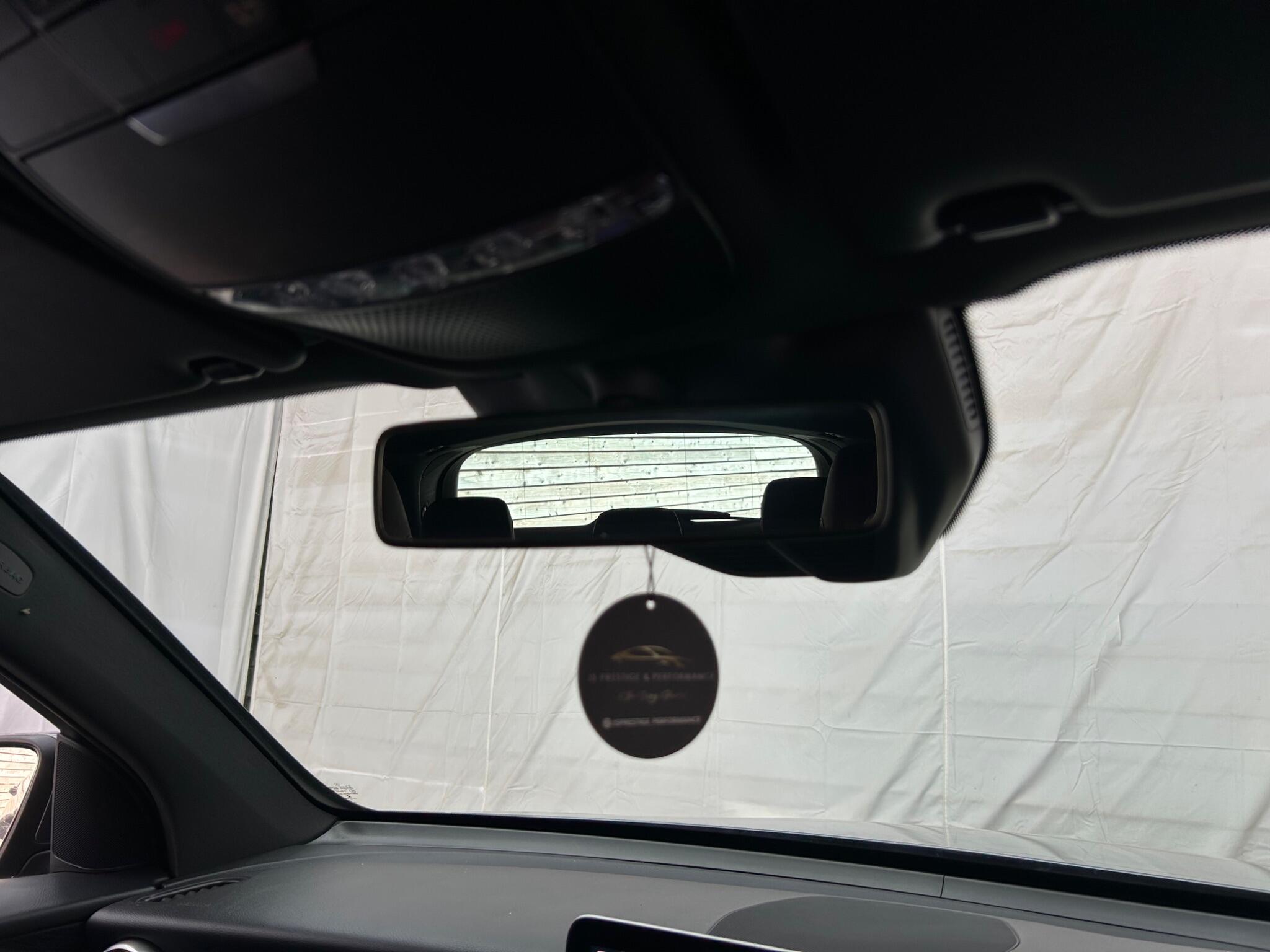 Mercedes-Benz GLC view 52
