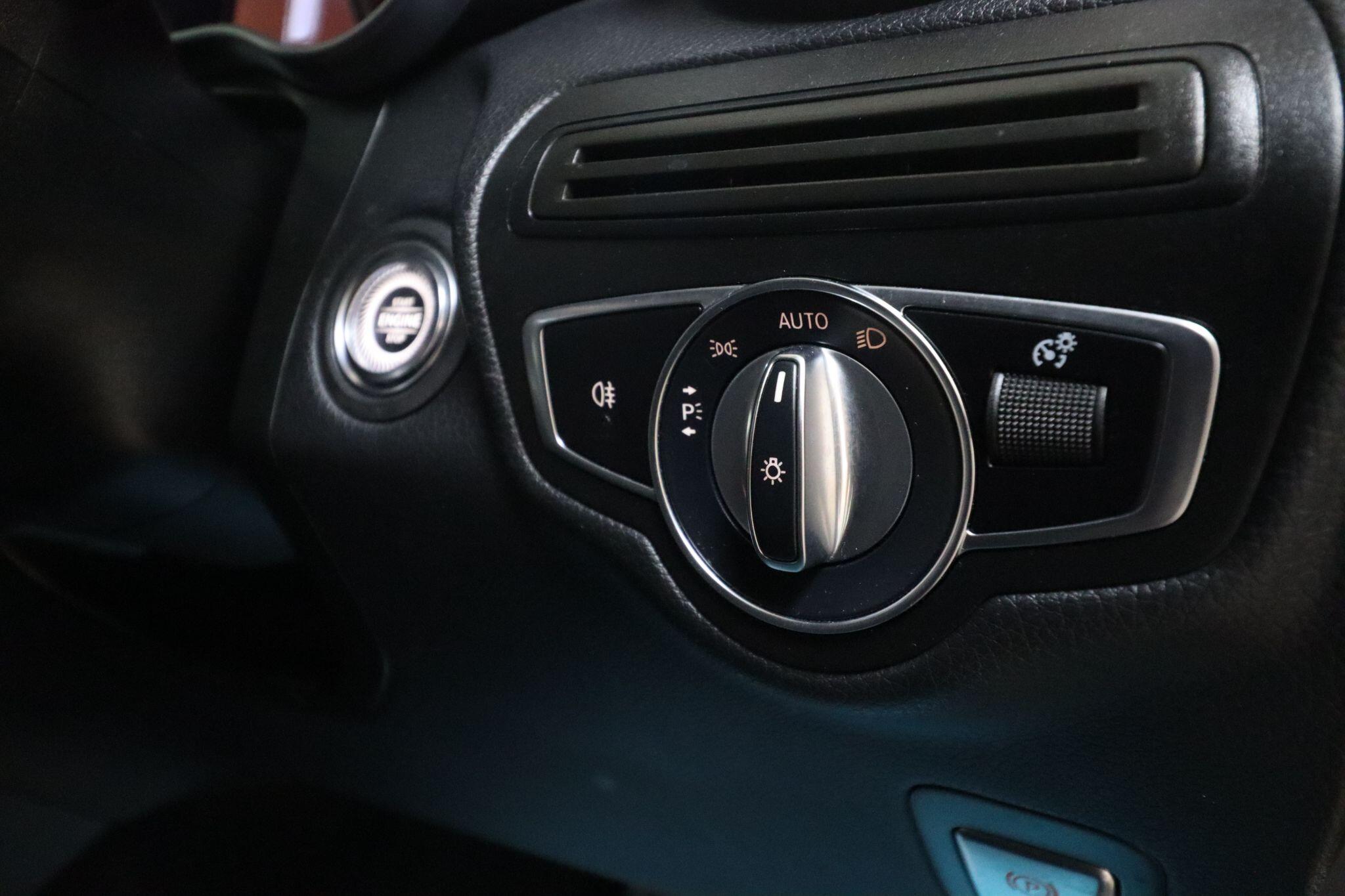 Mercedes-Benz GLC view 18