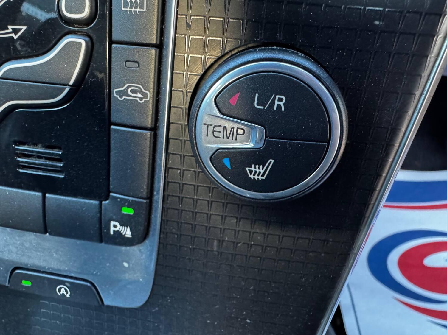 Volvo V40 view 30