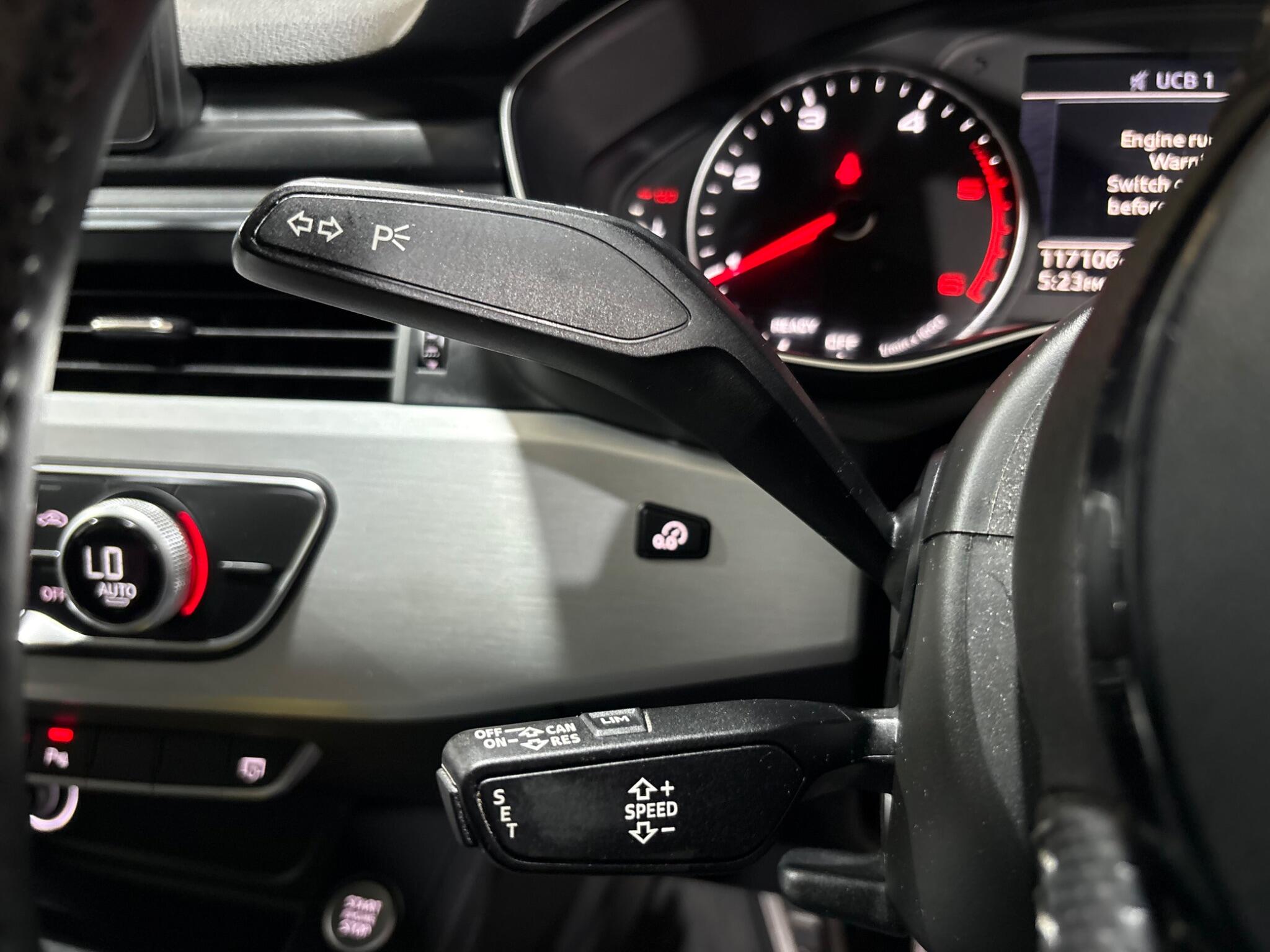 Audi A4 view 28
