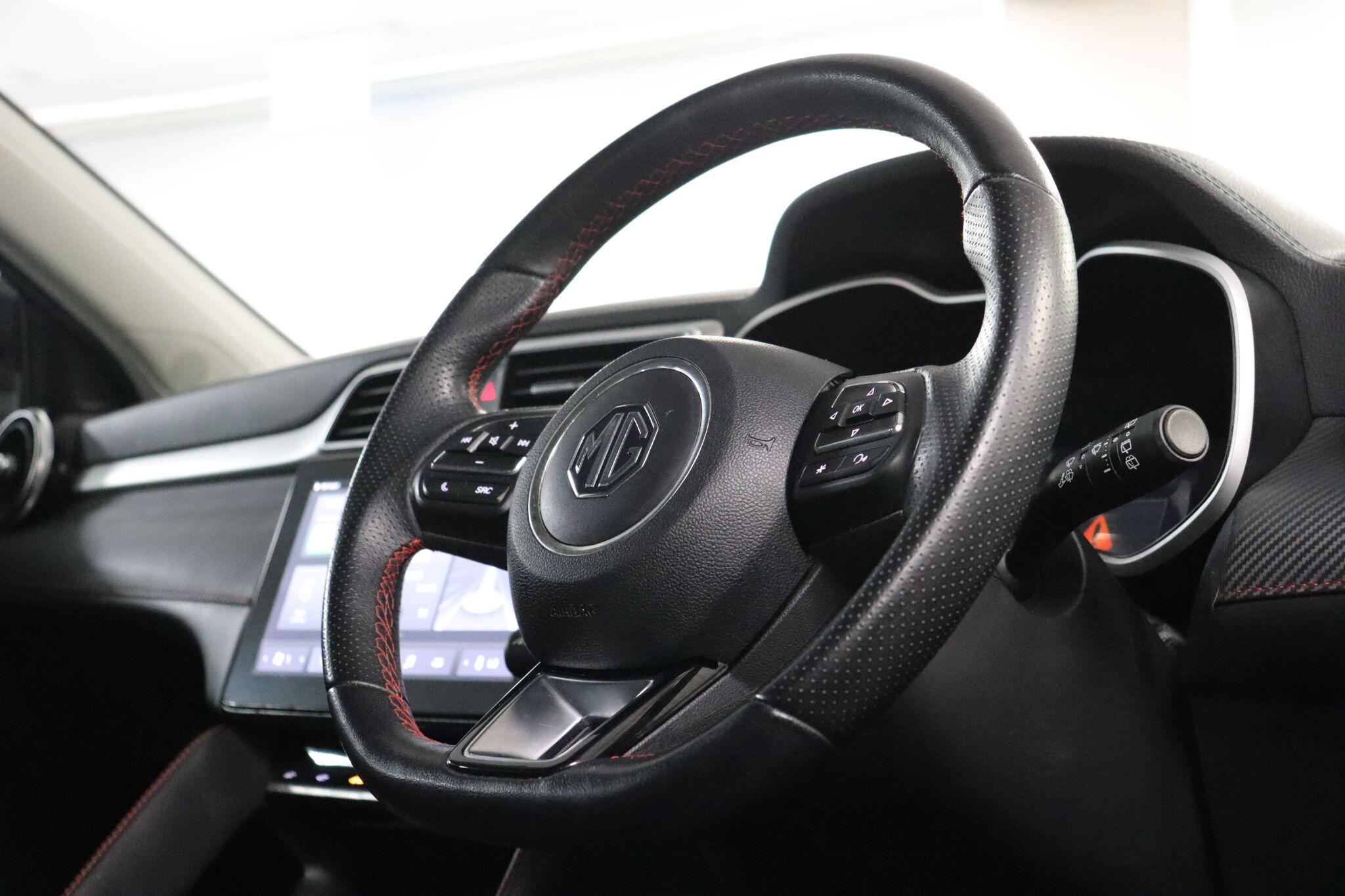 MG MG ZS view 12