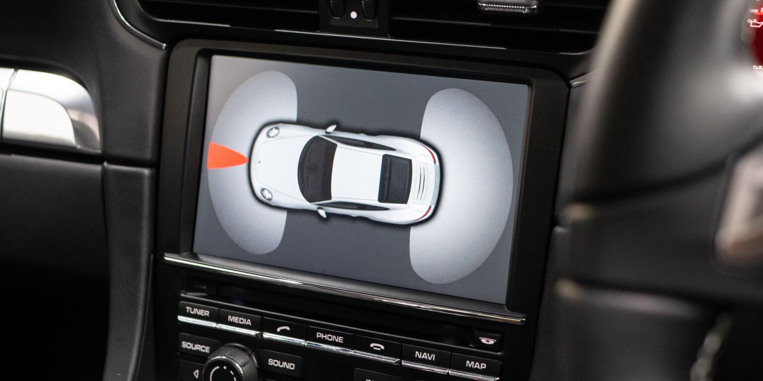 Porsche 911 view 46