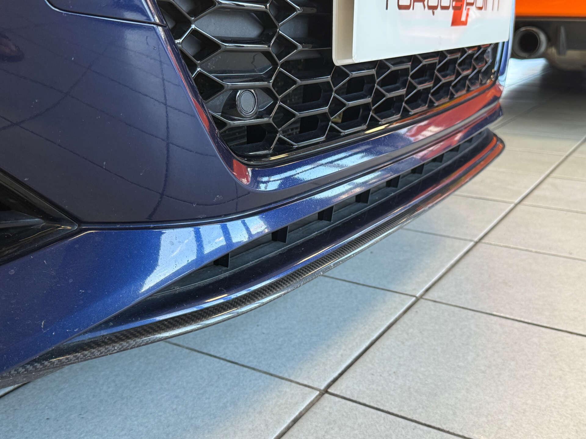 Audi RS4 view 16