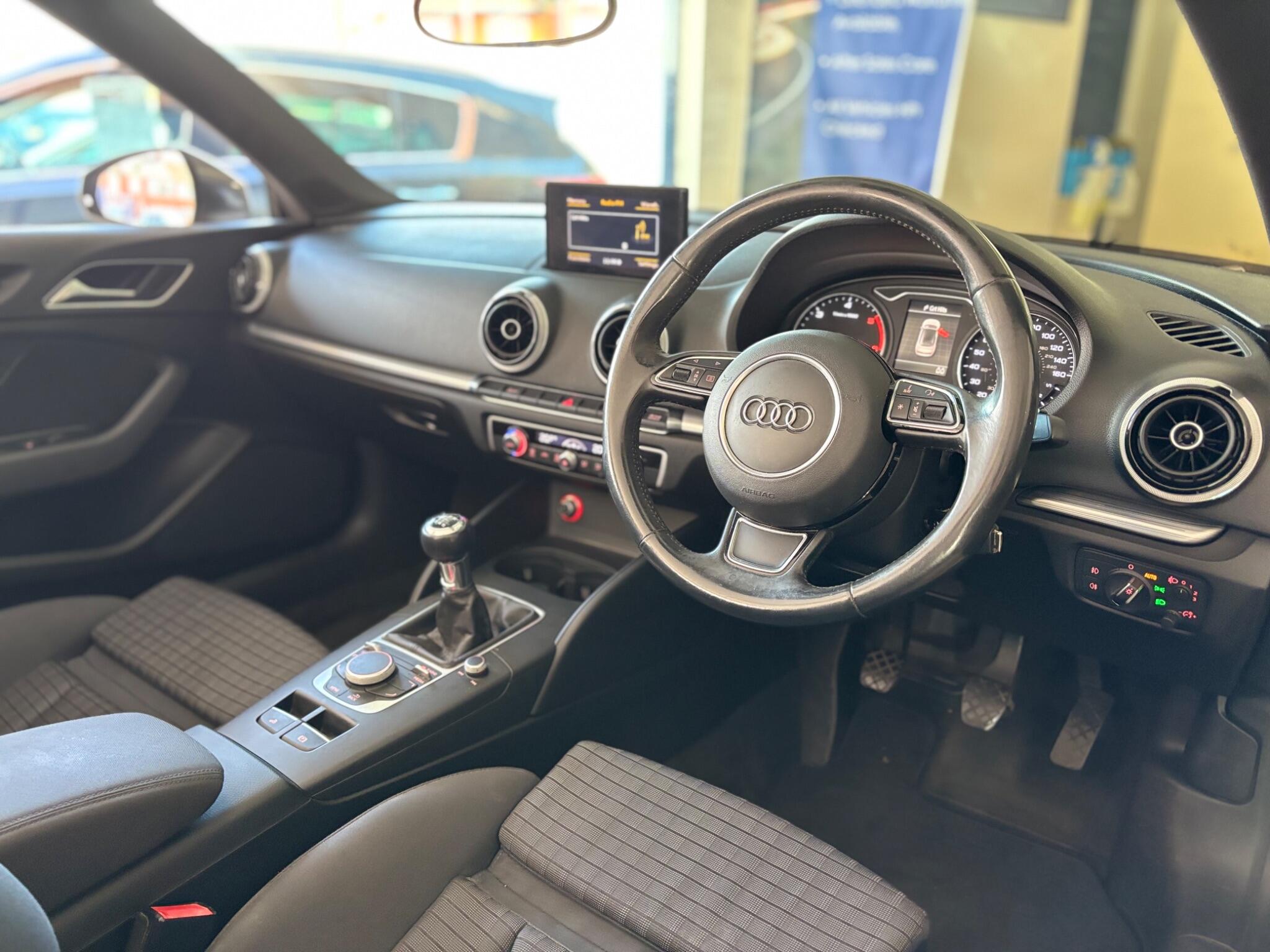 Audi A3 view 9
