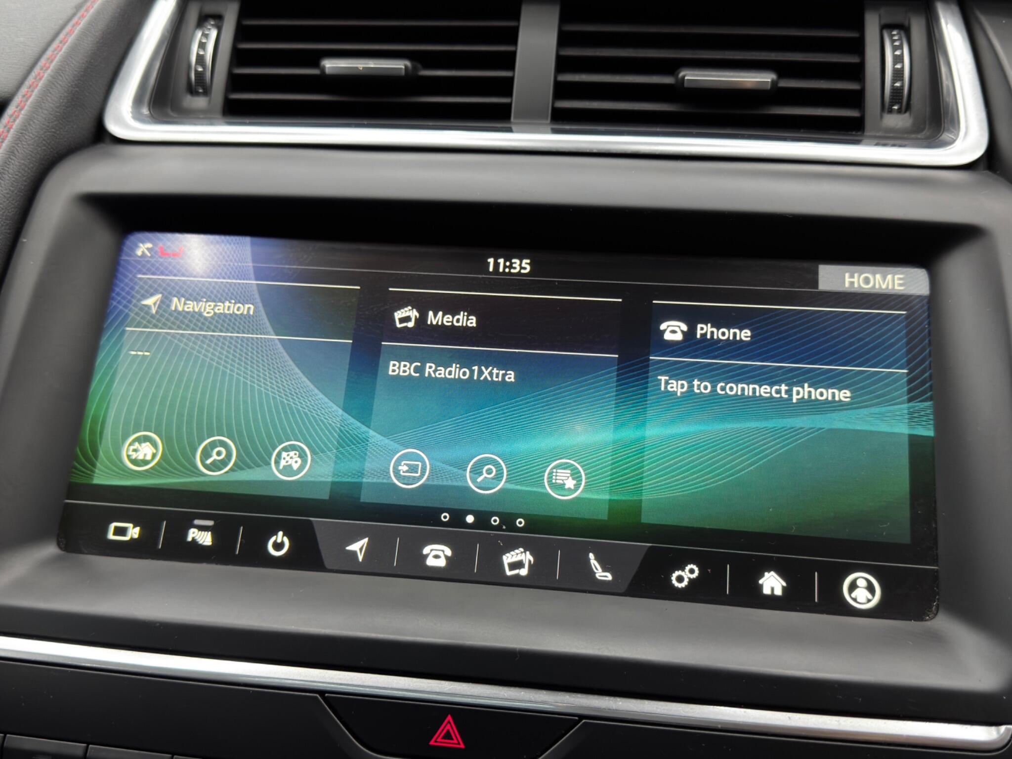 Jaguar E-Pace view 32