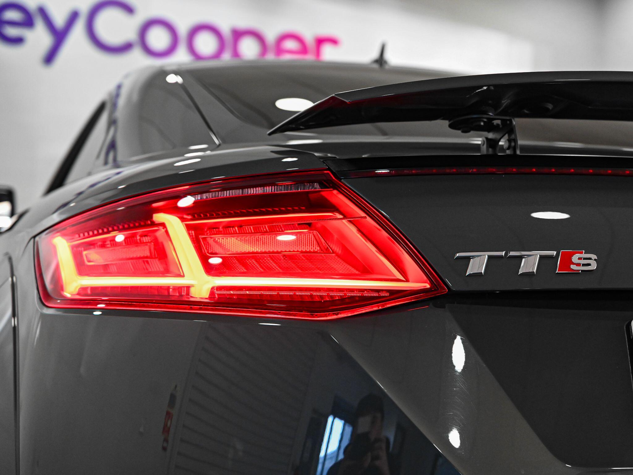 Audi TTS view 20