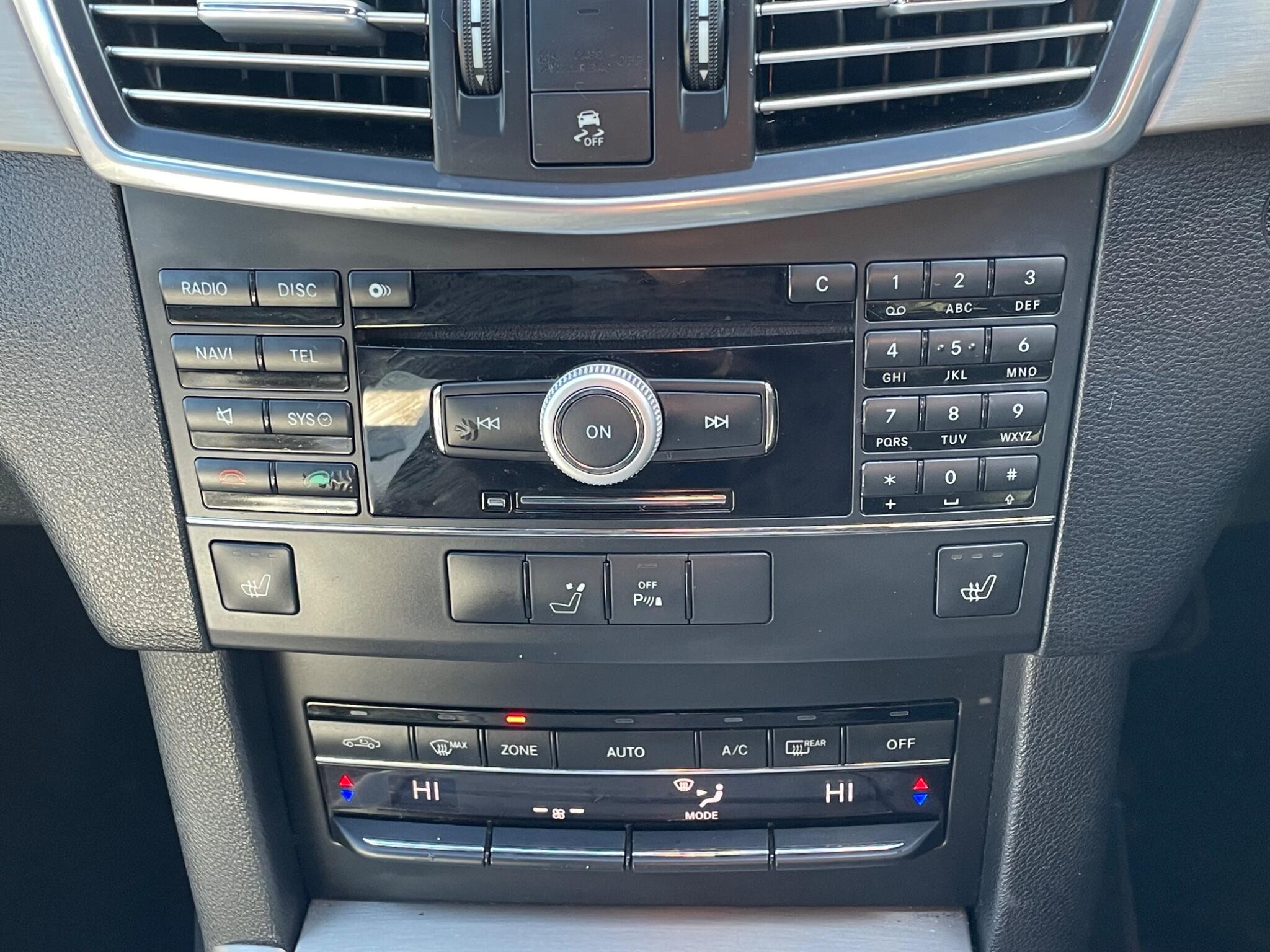 Mercedes-Benz E-Class view 44