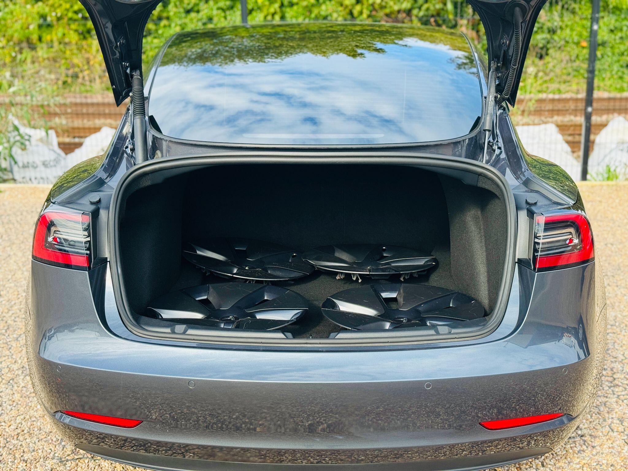 Tesla Model 3 view 16