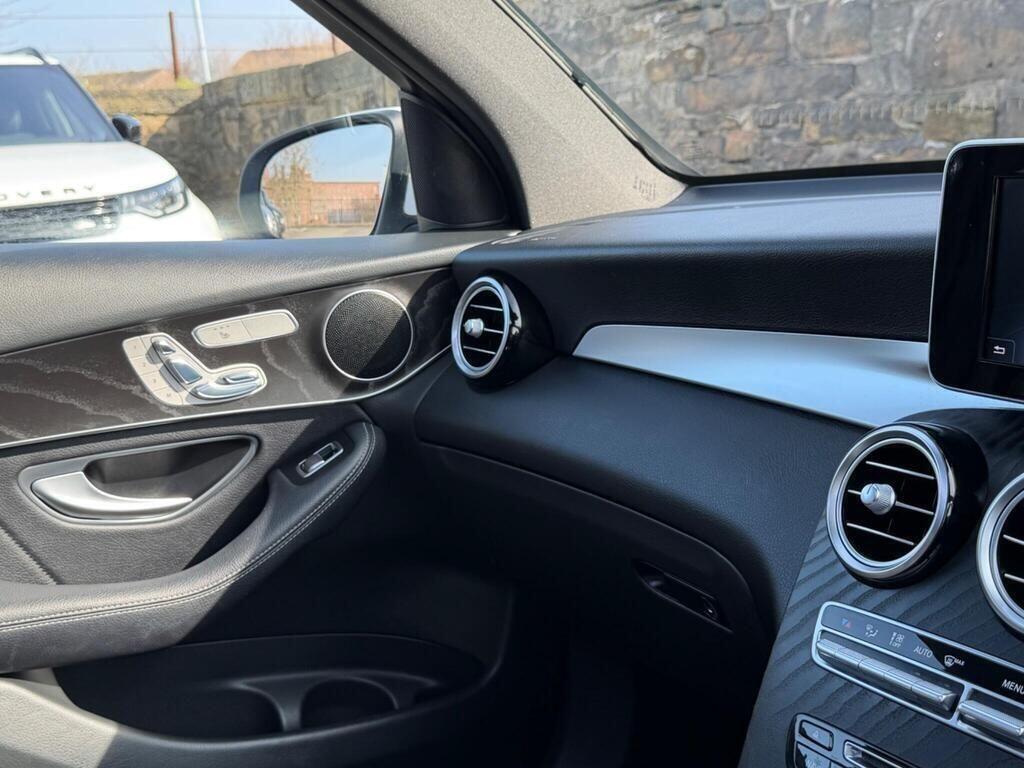 Mercedes-Benz GLC view 46