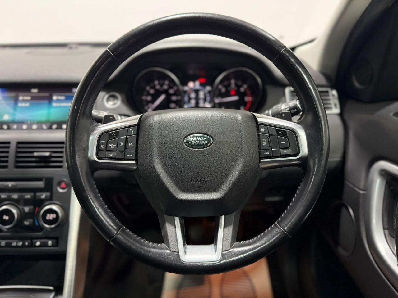 Land Rover Discovery Sport view 23
