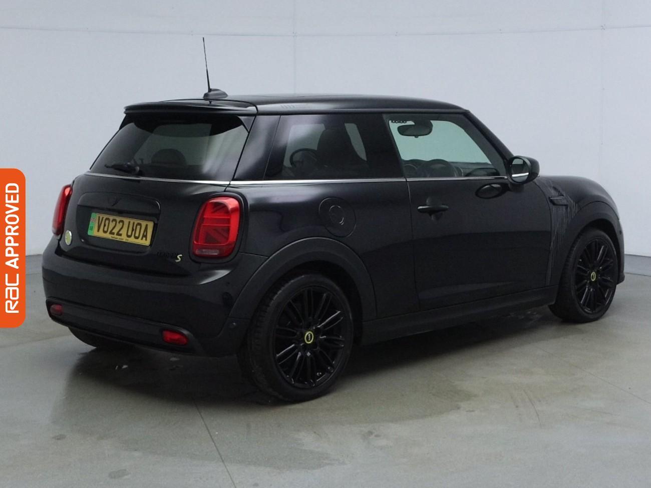 MINI Hatch view 33