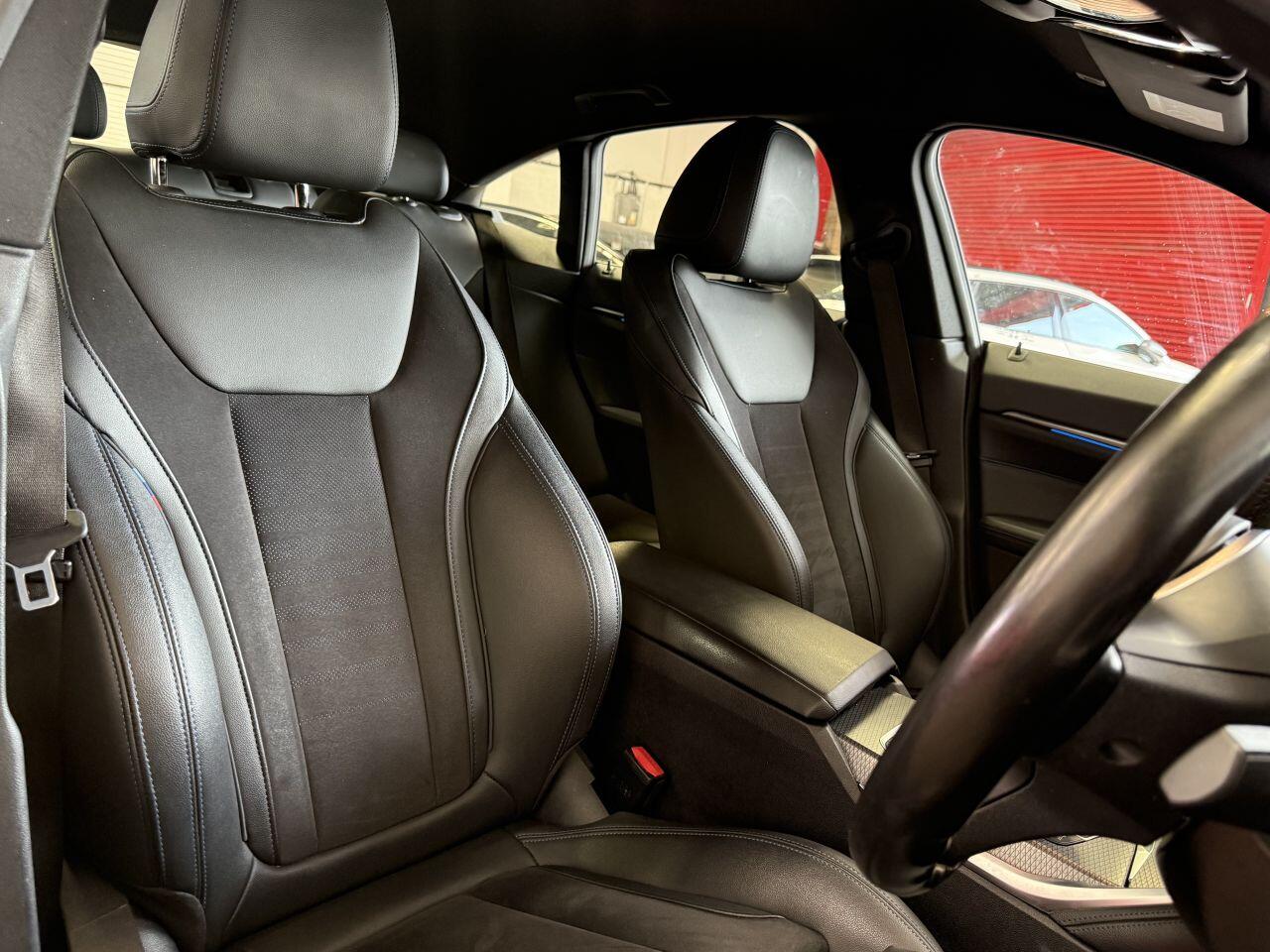 BMW I4 view 32