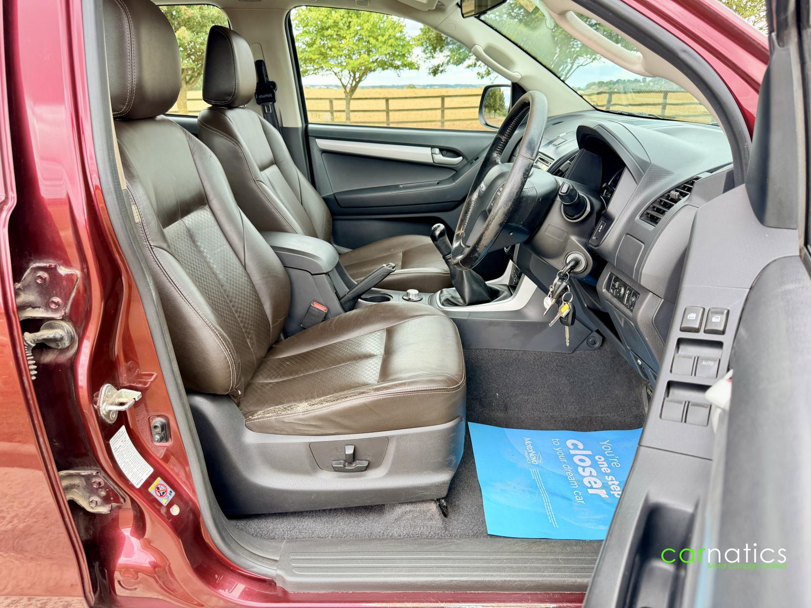 Isuzu D-Max view 23