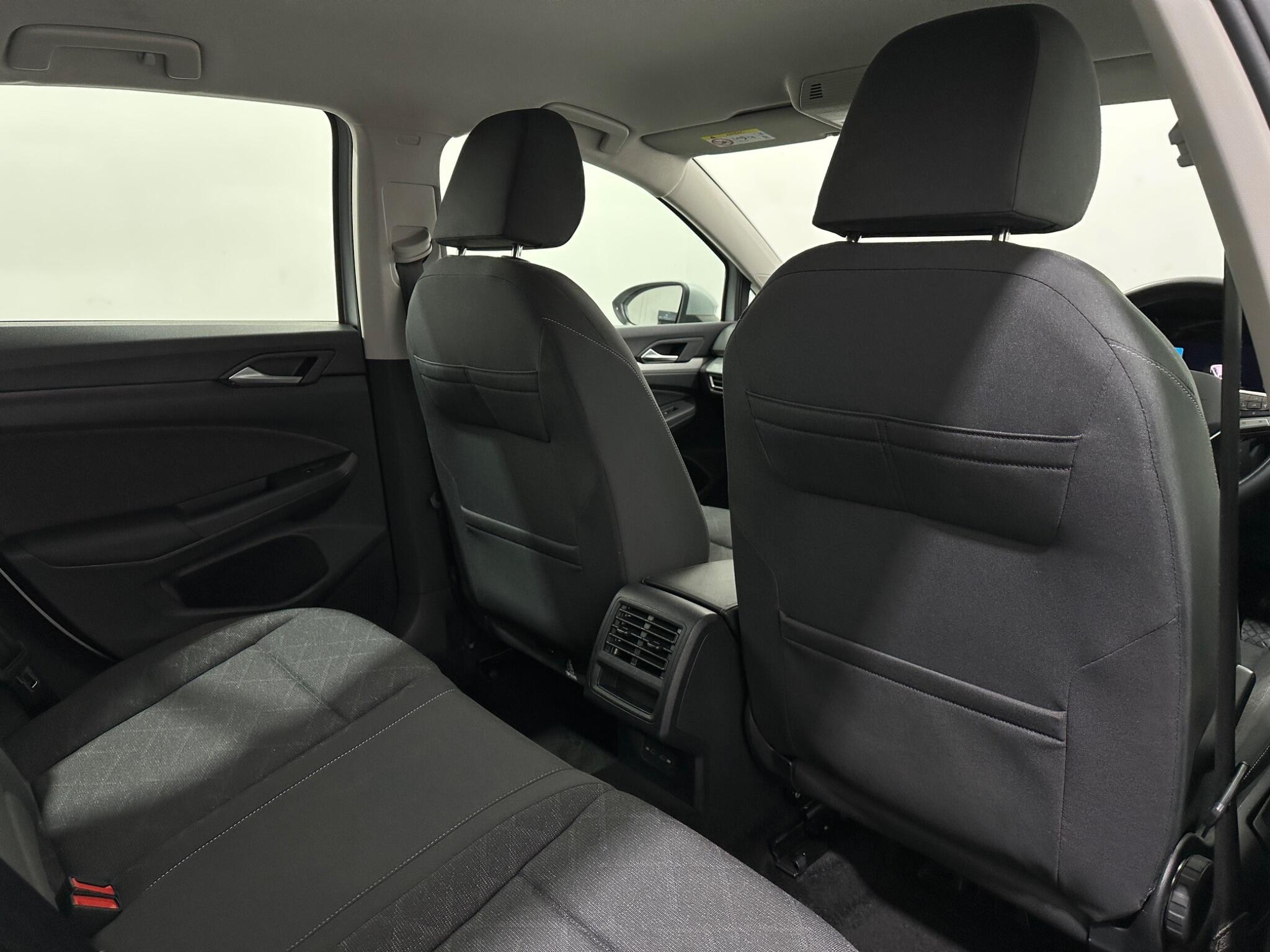 Volkswagen Golf view 41