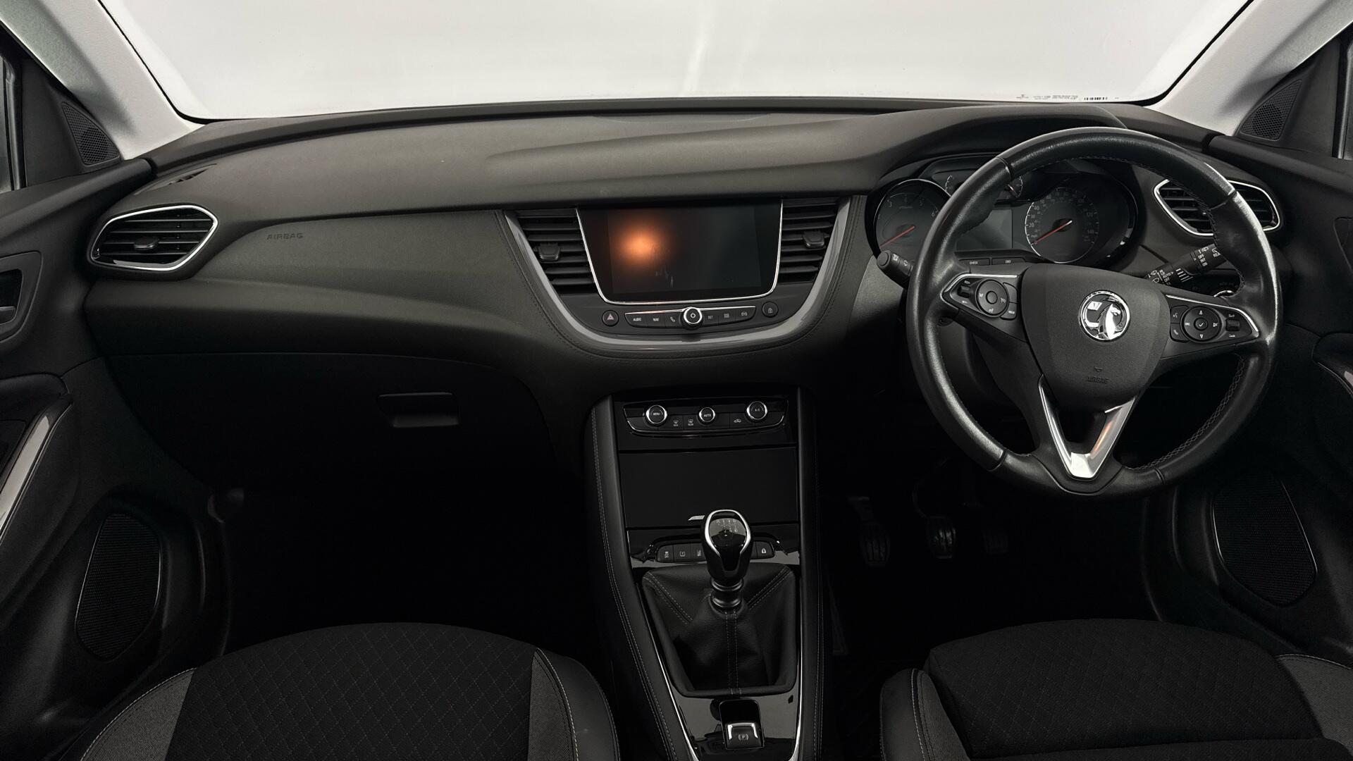 Vauxhall Grandland X view 11