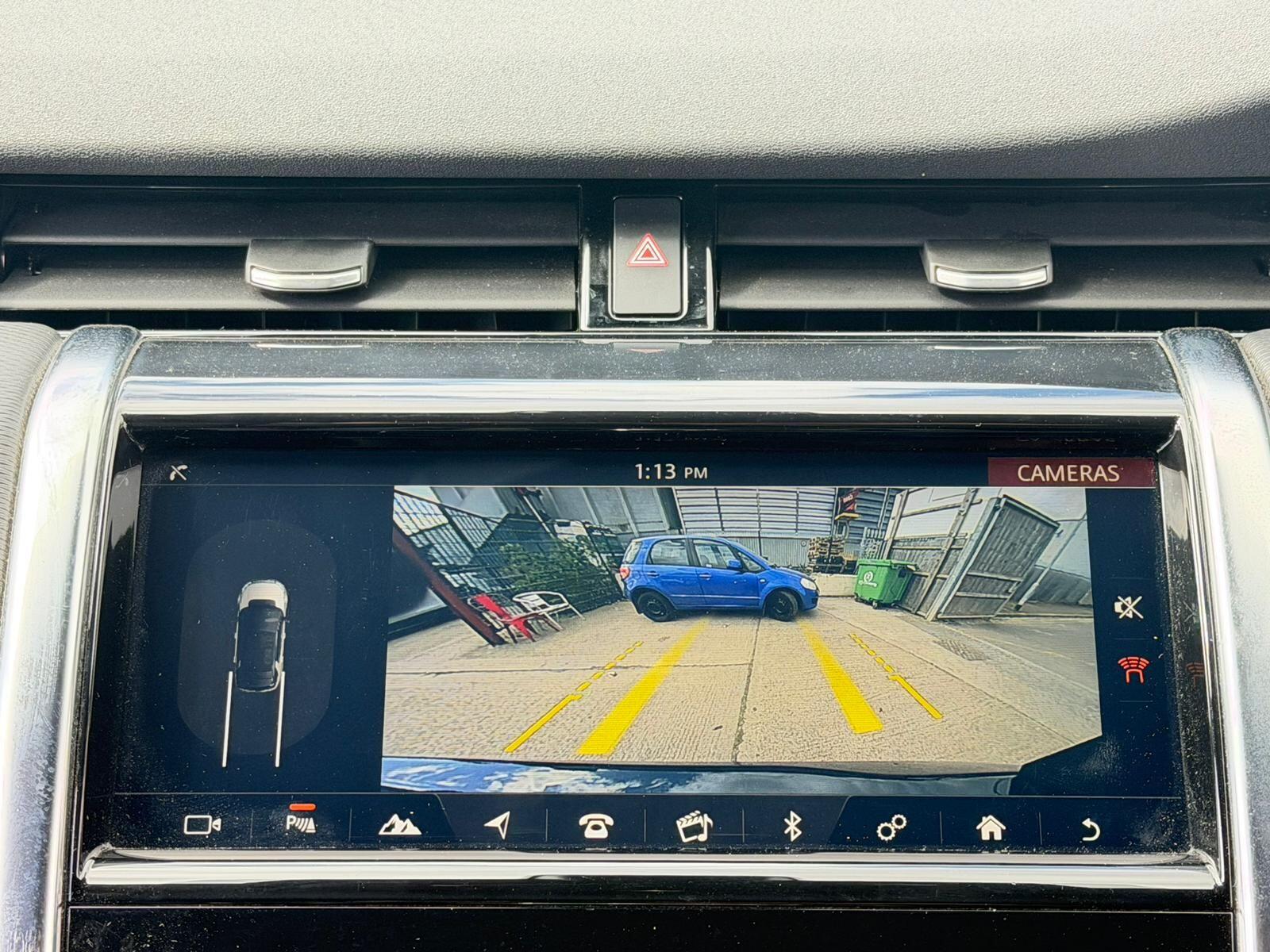 Land Rover Discovery Sport view 24