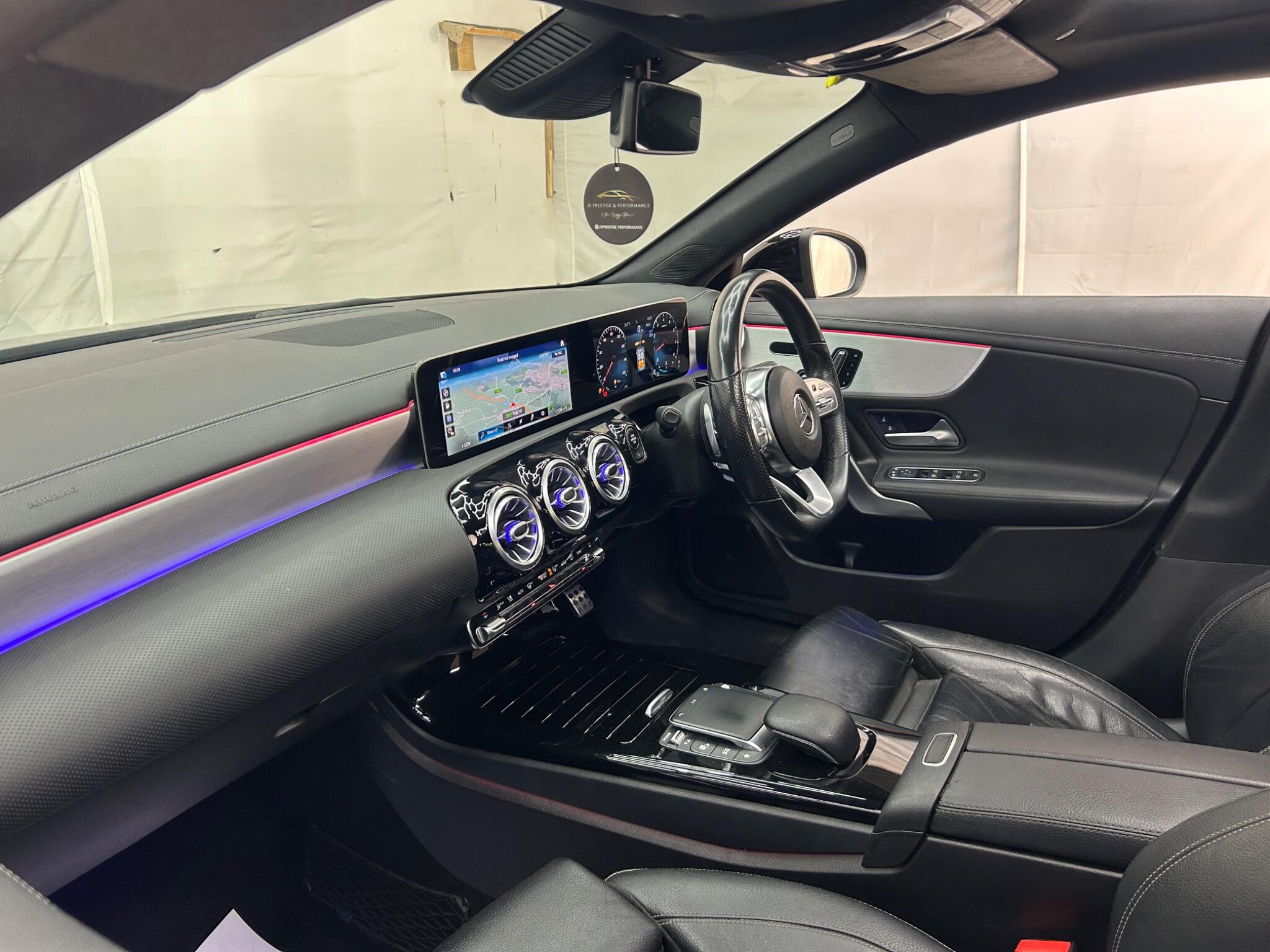 Mercedes-Benz Cla view 15