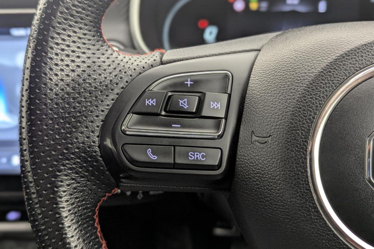 MG ZS view 29