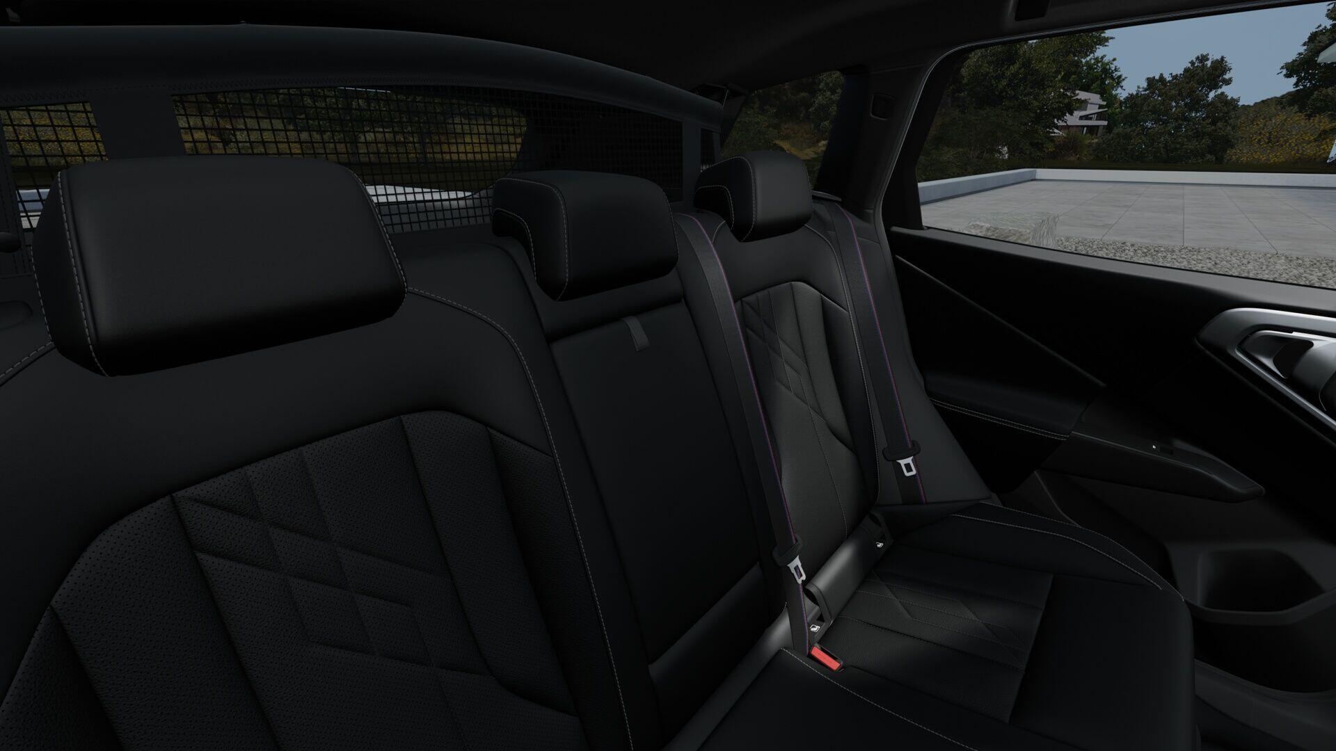 BMW X3 view 12