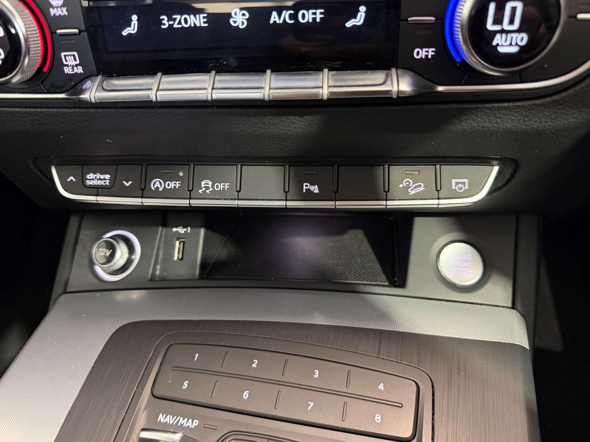 Audi Q5 view 21