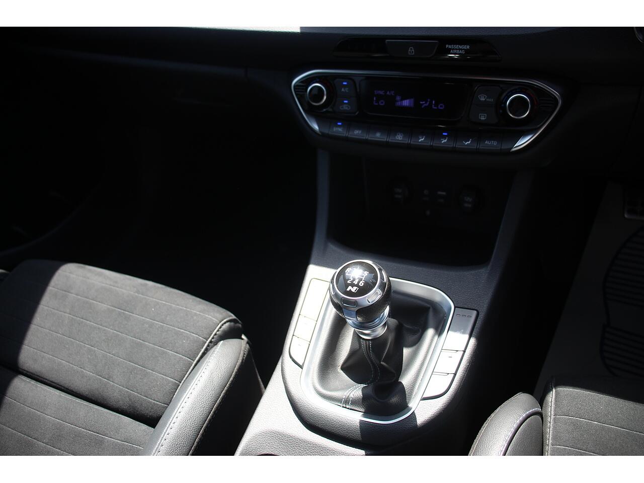 Hyundai I30 view 25