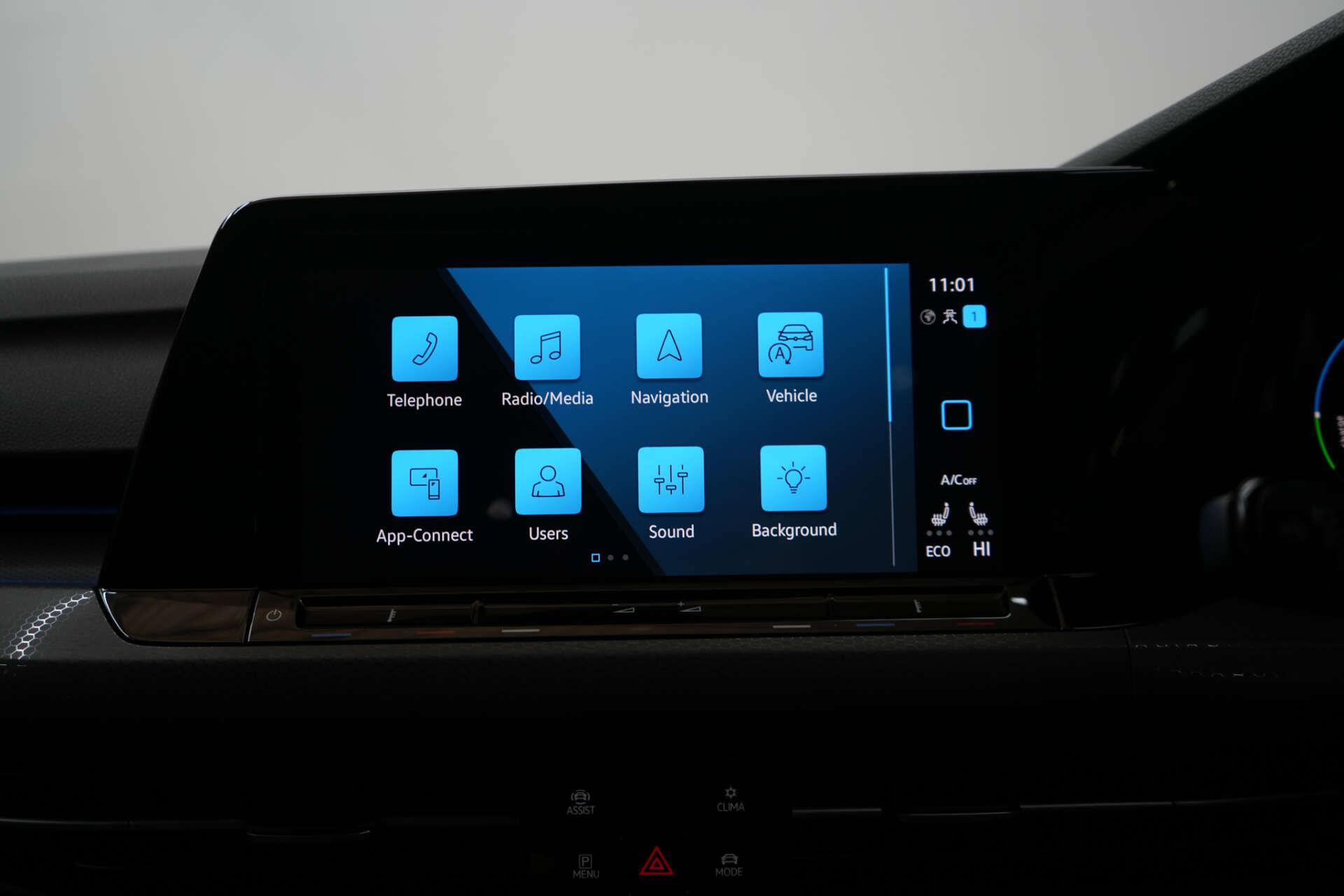 Volkswagen Golf view 24
