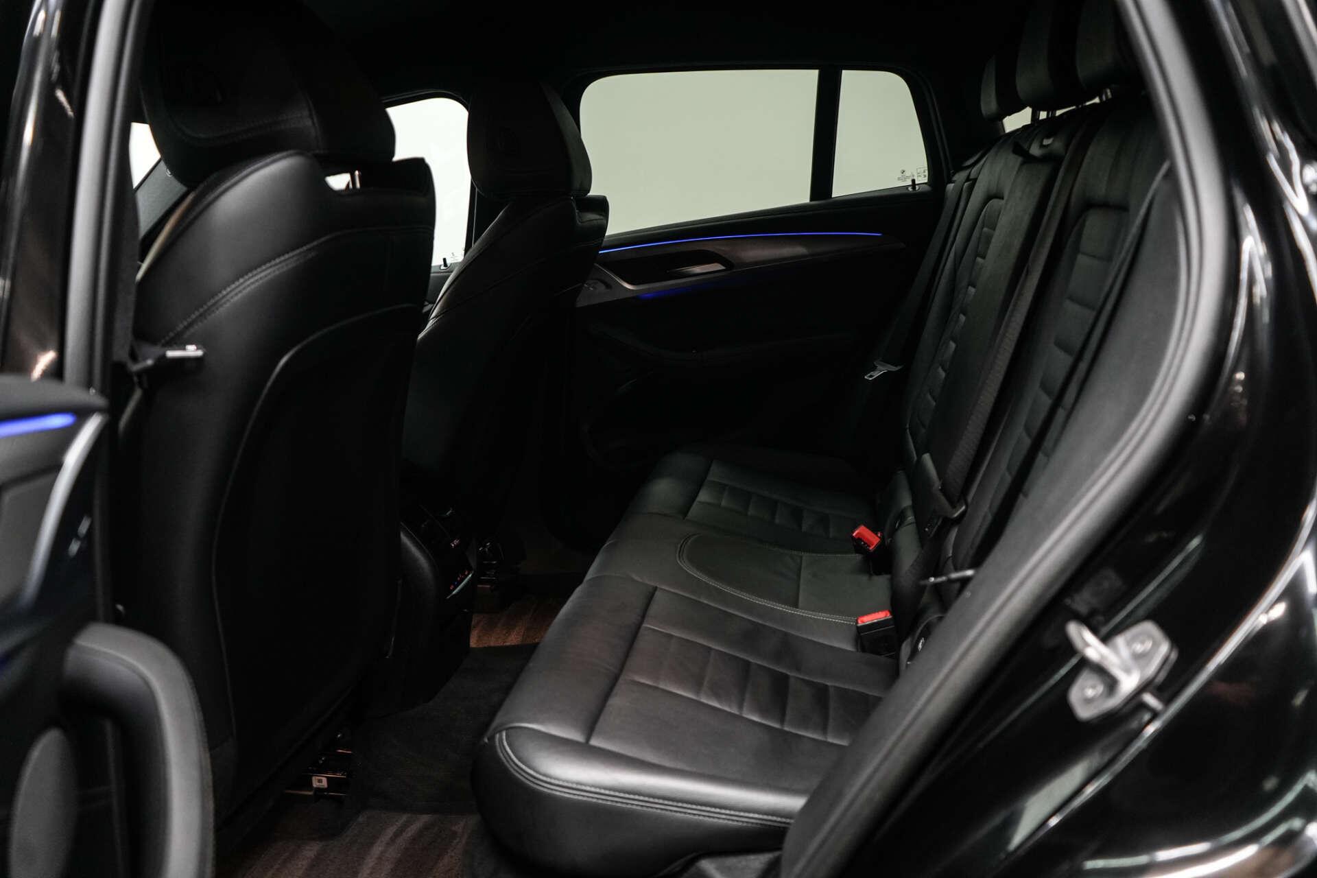 BMW X4 view 27