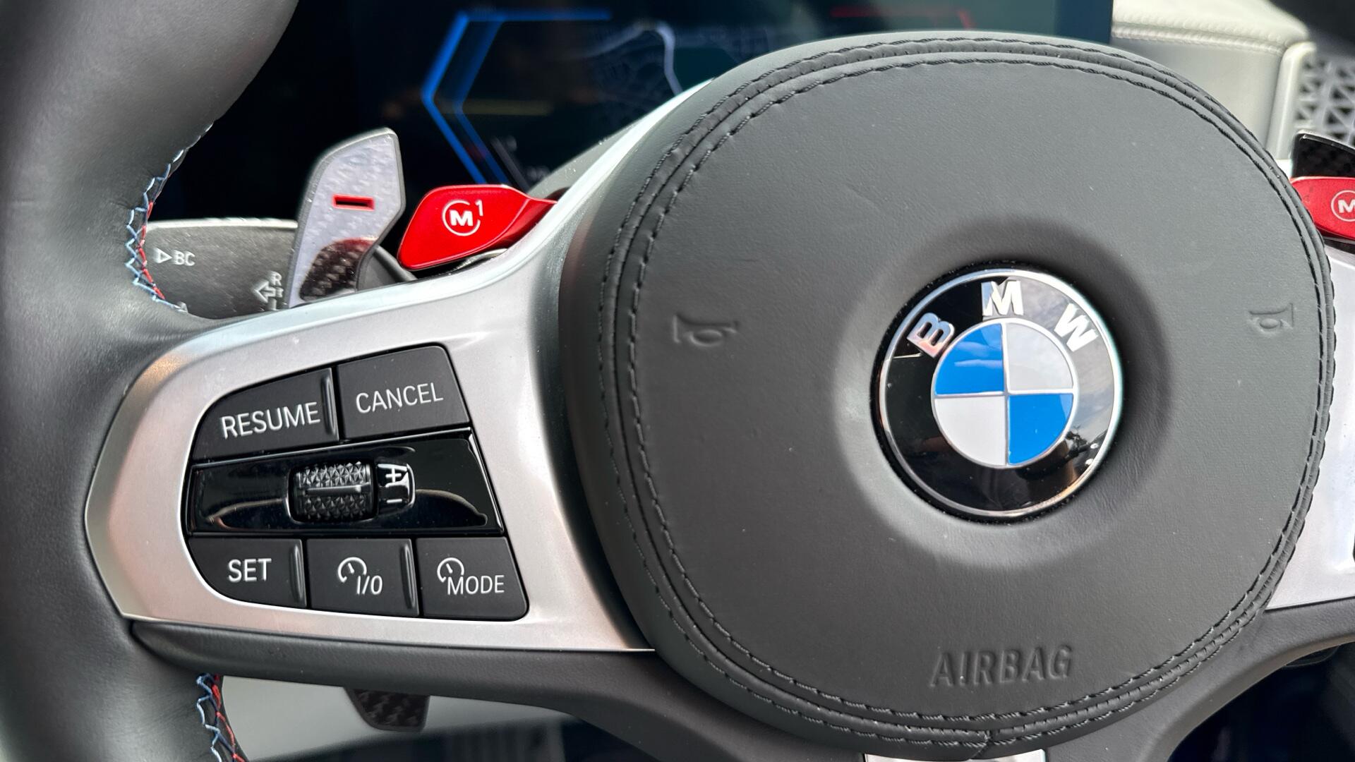 BMW X5 M view 17
