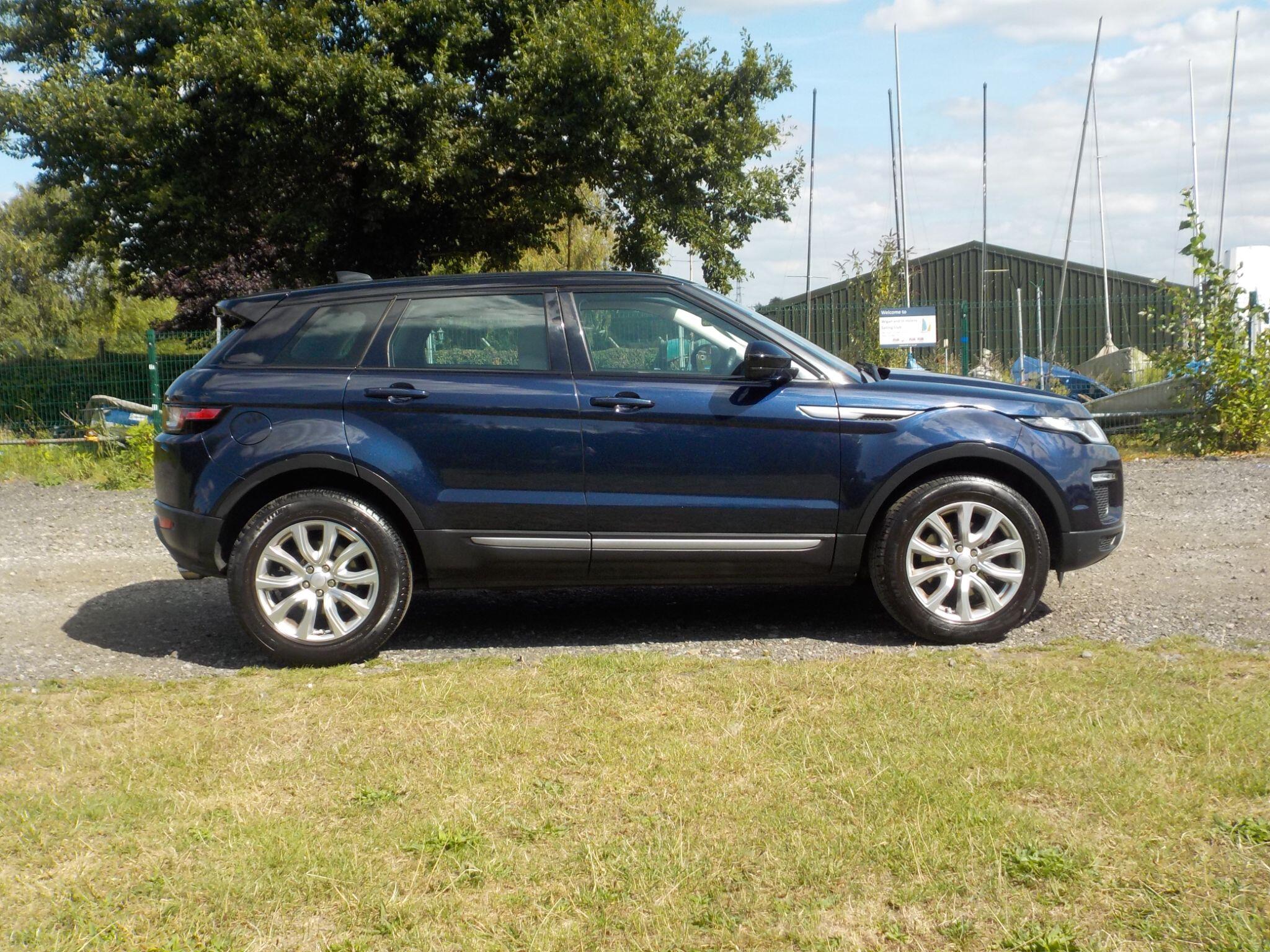 Land Rover Range Rover Evoque 2.0 TD4 SE 4WD Euro 6 (s/s) 5dr